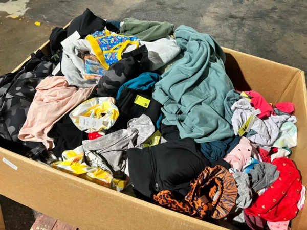 APPAREL Pallet - Image 3