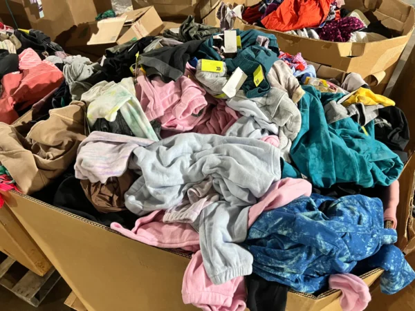 APPAREL Pallet - Image 6