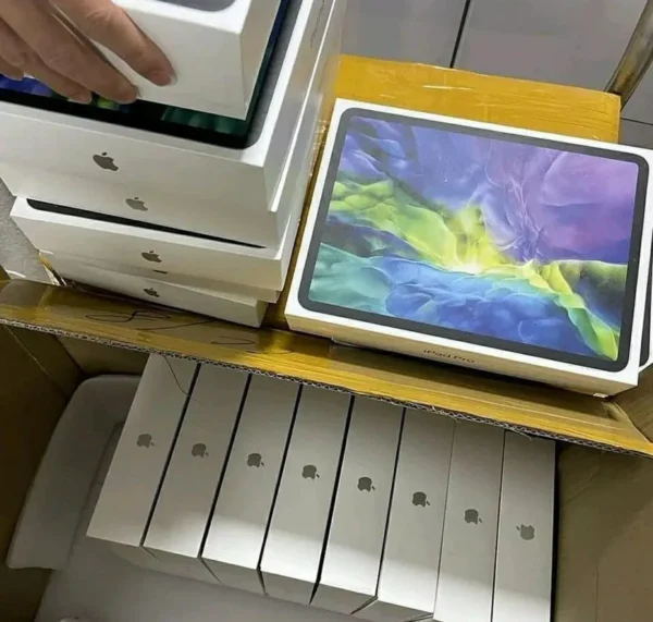 Apple IPad pro pallets - Image 3