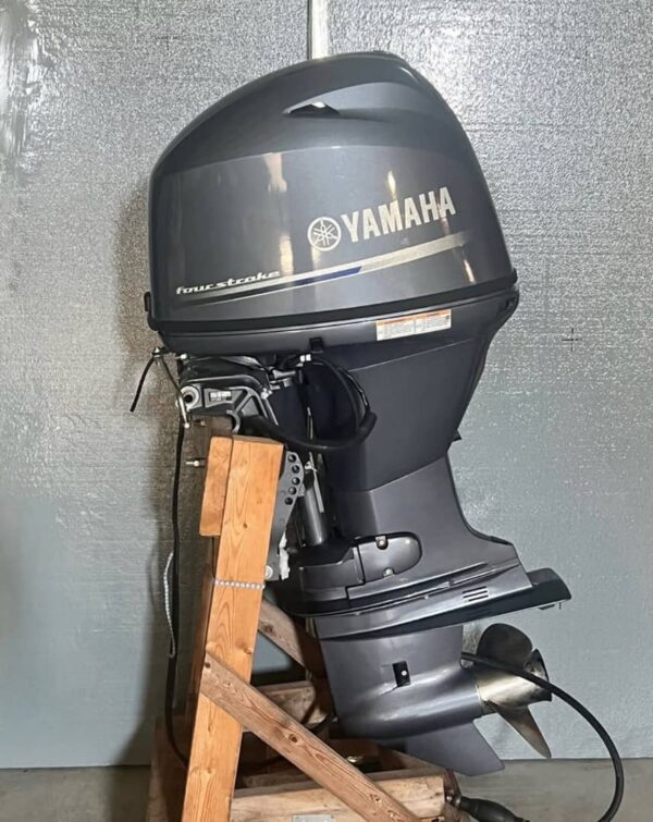 Yamaha Outboard Engine - Image 5